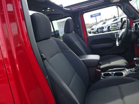 Used 2023 Jeep Wrangler Unlimited Sport w/ Sun And Sound Package AWD/4WD image 43