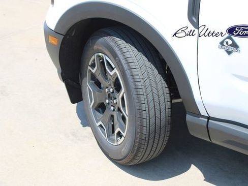 New 2026 Ford Bronco Sport Outer Banks w/ Outer Banks Tech Package+ AWD/4WD image 5