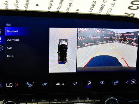 Used 2024 Chevrolet Blazer EV LT AWD/4WD image 18