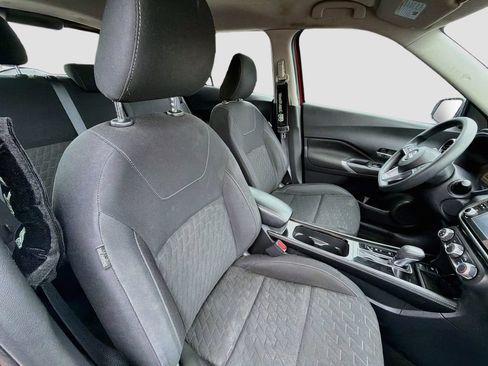 Used 2023 Nissan Kicks SV FWD image 10