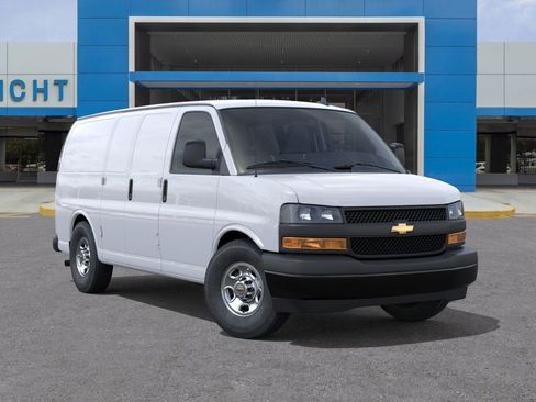 New 2025 Chevrolet Express 3500 Work Van w/ Driver Convenience Package image 7