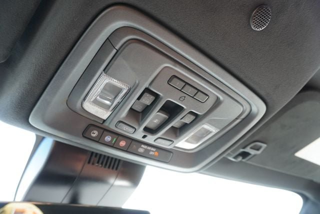 Used 2026 GMC Sierra 3500 Denali Ultimate AWD/4WD image 45