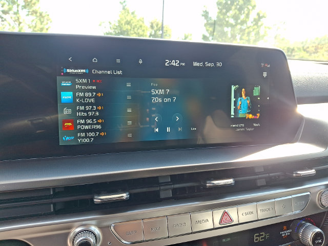 Used 2024 Kia Telluride LX FWD image 16