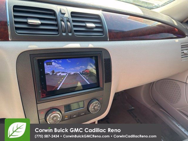 Used 2009 Buick Lucerne CXL FWD image 18