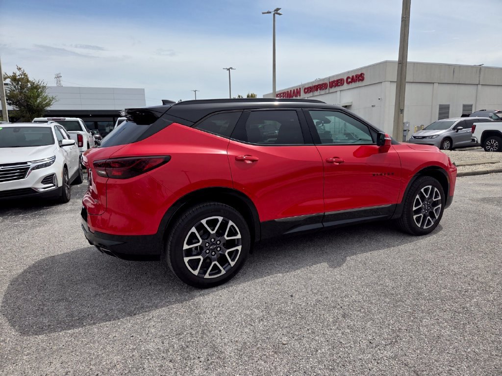 Used 2024 Chevrolet Blazer RS w/ Enhanced Convenience Package FWD image 14