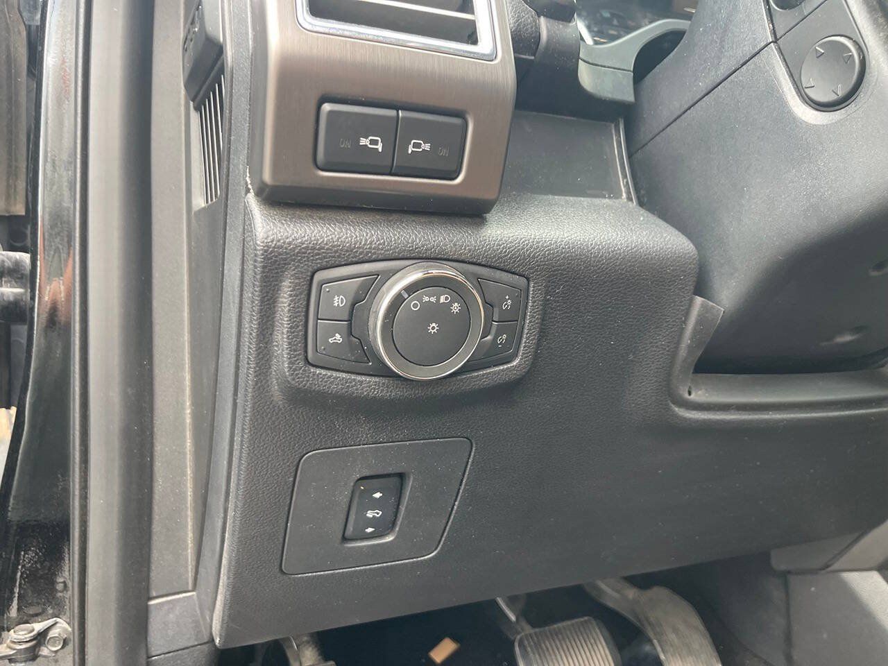 Used 2016 Ford F150 Limited w/ Trailer Tow Package AWD/4WD image 20