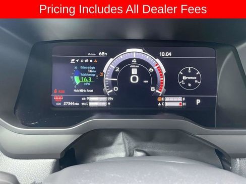 Used 2024 Toyota Tundra Limited AWD/4WD image 24