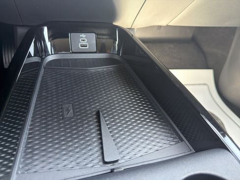 Used 2025 Ford Mustang Mach-E Premium RWD image 28