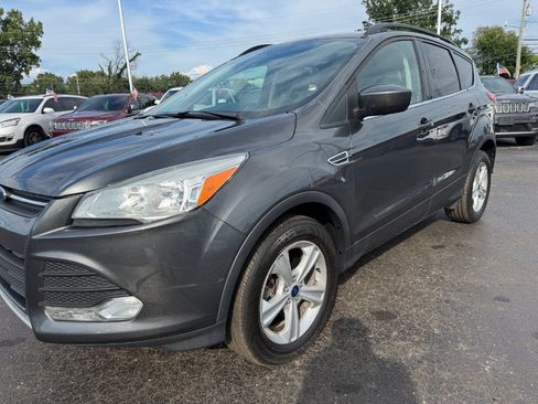 Used 2015 Ford Escape SE w/ Equipment Group 201A AWD/4WD image 9