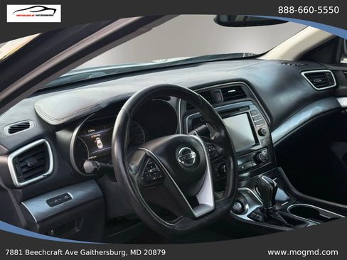 Used 2017 Nissan Maxima 3.5 SV FWD image 16