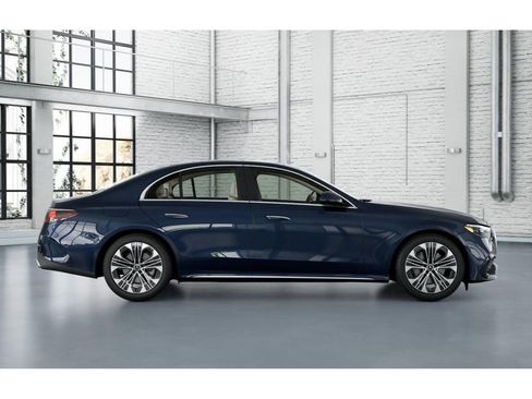 New 2026 Mercedes-Benz E 350 4MATIC Sedan image 16