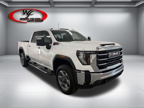 New 2026 GMC Sierra 2500 SLT AWD/4WD image 3