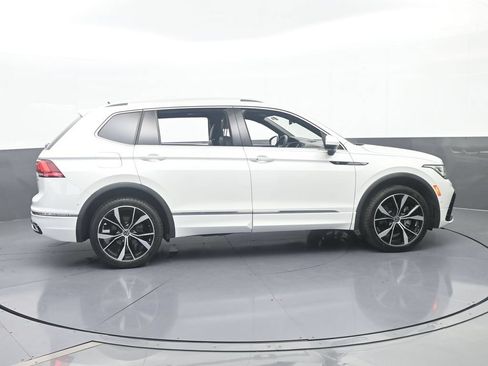 Used 2023 Volkswagen Tiguan SEL R-Line AWD/4WD image 7
