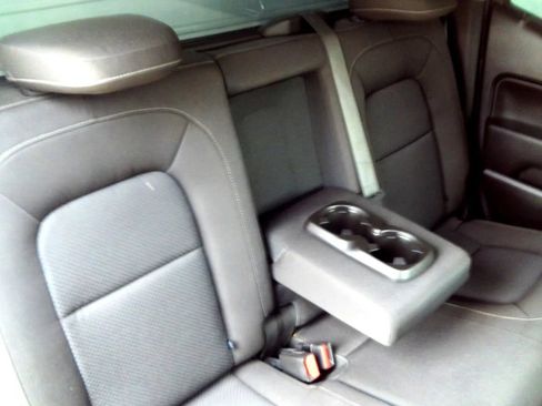 Used 2019 Chevrolet Colorado LT RWD image 33