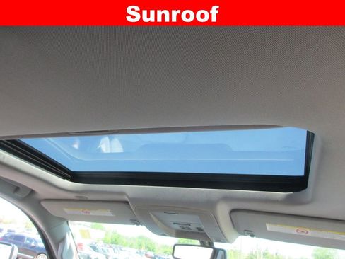 Used 2019 GMC Sierra 2500 SLT image 16