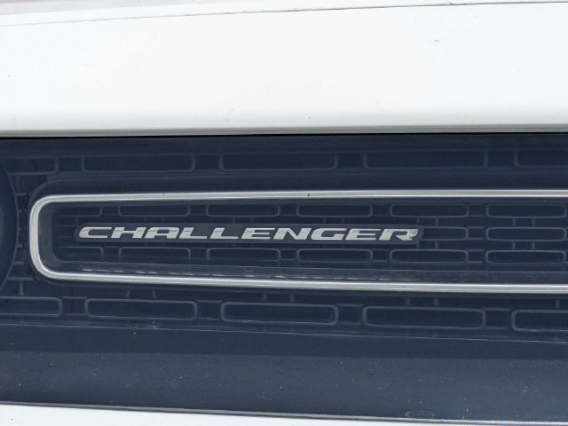 Used 2020 Dodge Challenger SXT w/ Plus Package RWD image 9