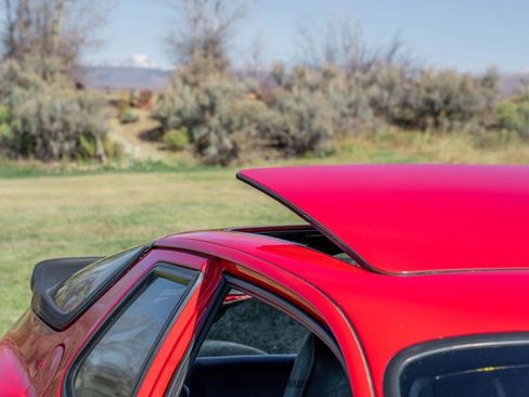 Used 1988 Porsche 944 Turbo image 58