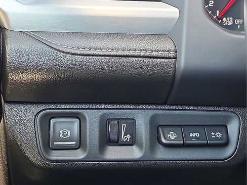 Used 2023 GMC Acadia SLT w/ Elevation Edition FWD image 21
