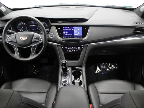 Certified 2022 Cadillac XT5 Premium Luxury image 18