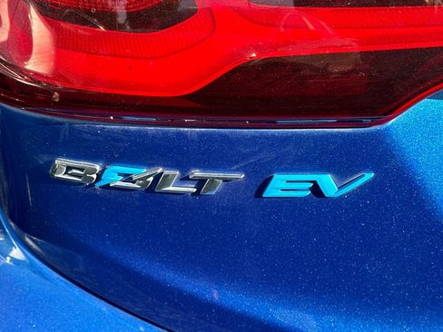 Used 2019 Chevrolet Bolt LT FWD image 7