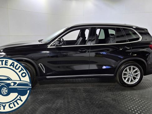 Used 2020 BMW X5 xDrive40i w/ Parking Assistance Package image 4