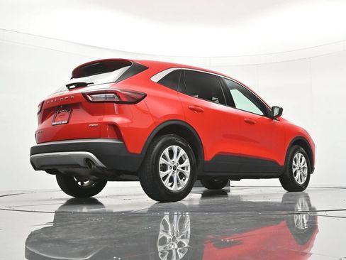 Used 2024 Ford Escape Active AWD/4WD image 40
