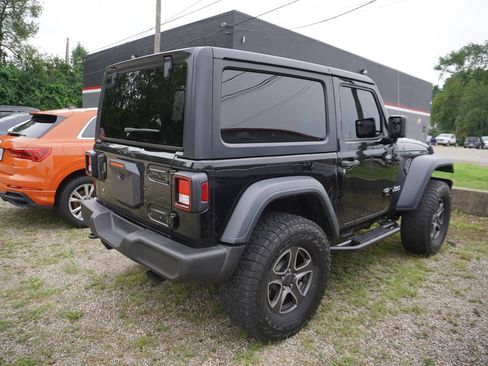 Used 2018 Jeep Wrangler Sport AWD/4WD image 6