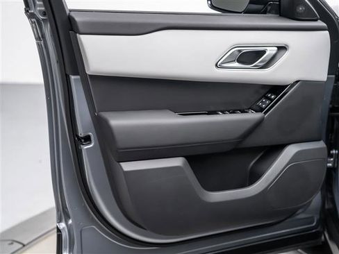 New 2026 Land Rover Range Rover Velar S image 25