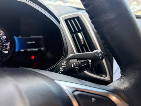 Used 2024 Ford Edge SEL w/ Convenience Package image 20