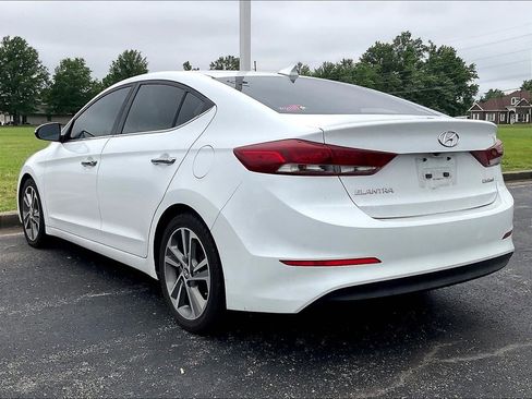 Used 2017 Hyundai Elantra Limited FWD image 3