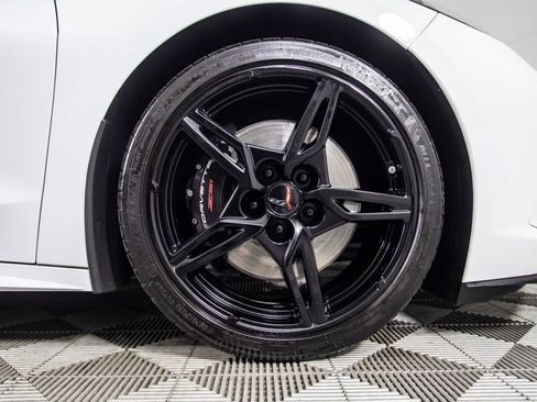 Used 2020 Chevrolet Corvette Stingray Premium Conv w/ 3LT Preferred Equipment Group image 41