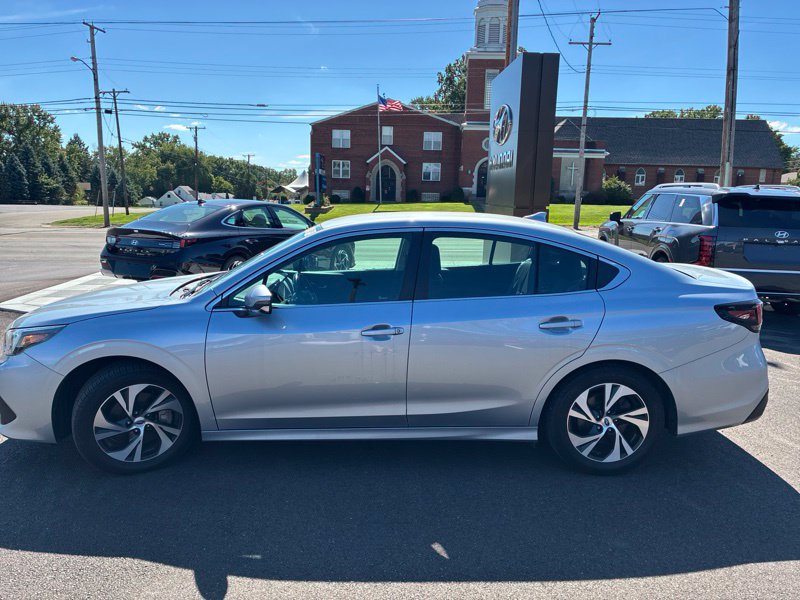 Used 2021 Subaru Legacy Premium AWD/4WD image 6