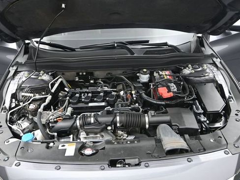 Used 2018 Honda Accord Sport image 20