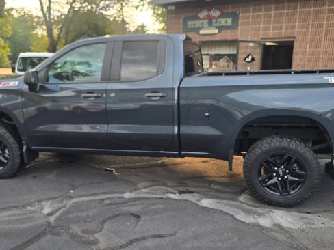 Used 2019 Chevrolet Silverado 1500 Custom Trail Boss w/ Custom Convenience Package image 7