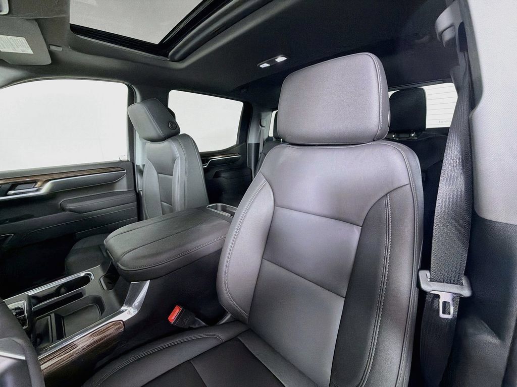New 2026 Chevrolet Silverado 1500 RST AWD/4WD image 11