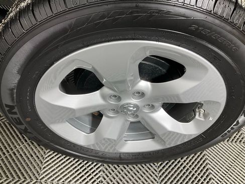 Used 2022 RAM ProMaster City Base w/ Lights & Wheels Group image 10