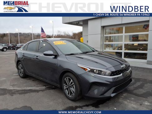 Used 2023 Kia Forte LXS image 1