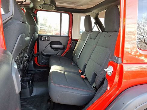 Used 2021 Jeep Wrangler Unlimited Rubicon w/ Dual Top Group image 10