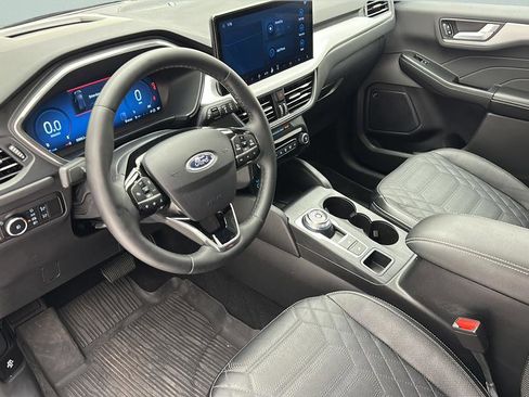 Used 2023 Ford Escape Platinum w/ Premium Technology Package AWD/4WD image 13