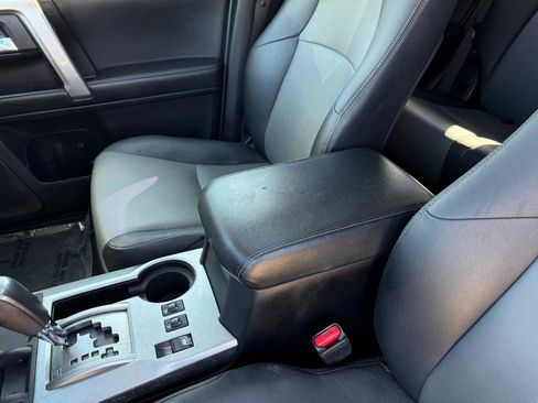 Used 2021 Toyota 4Runner SR5 Premium w/ Moonroof Package RWD image 21