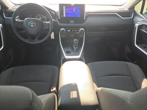 Used 2024 Toyota RAV4 LE AWD/4WD image 15