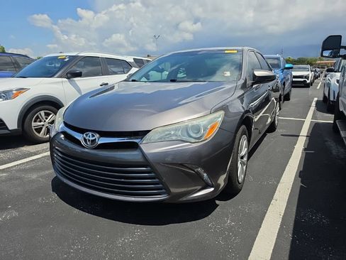 Used 2016 Toyota Camry LE FWD image 6