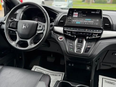 Used 2025 Honda Odyssey Sport-L image 3