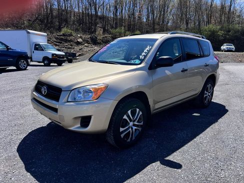 Used 2011 Toyota RAV4 4WD w/ Base L4 Extra Value Pkg image 3