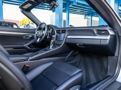 Certified 2017 Porsche 911 Turbo image 49