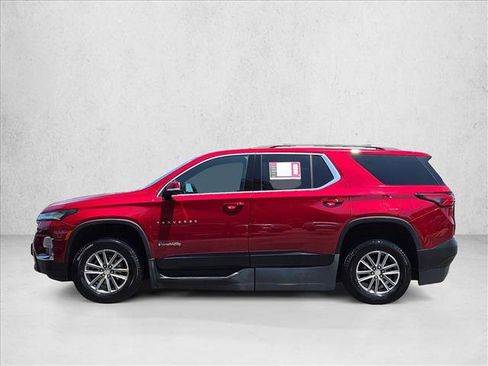 Used 2022 Chevrolet Traverse LT FWD image 9