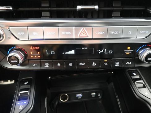 Used 2024 Kia Telluride SX X-Pro AWD/4WD image 22
