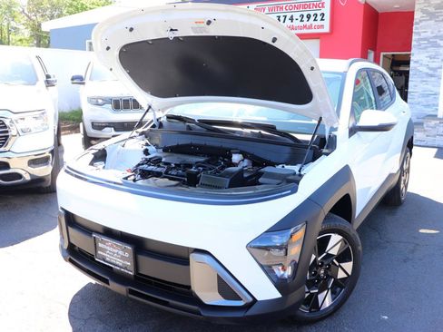 Used 2024 Hyundai Kona SEL AWD/4WD image 47