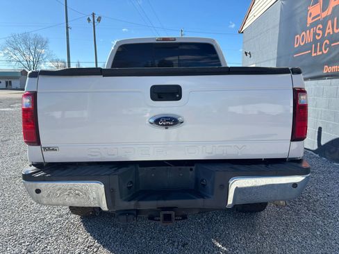 Used 2014 Ford F250 Lariat w/ Lariat Chrome Package image 4