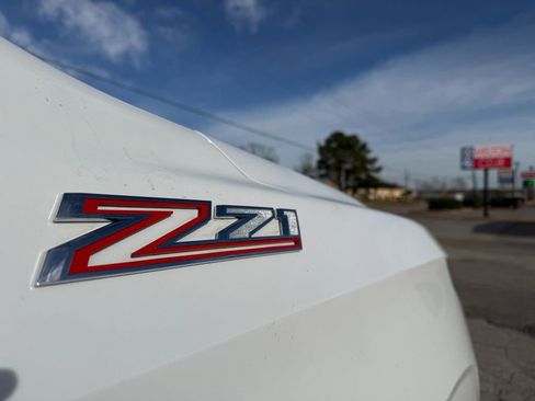 Used 2023 Chevrolet Suburban Z71 w/ Luxury Package AWD/4WD image 26